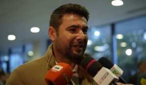 „E un brand în fotbalul românesc” Adrian Mutu a participat la centenarul Petrolului. Mesaj special pentru fani