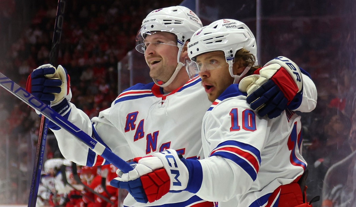 Artemi Panarin, show total în Detroit Red Wings - New York Rangers 2-5! Rusul a marcat al 8-lea hat-trick al carierei