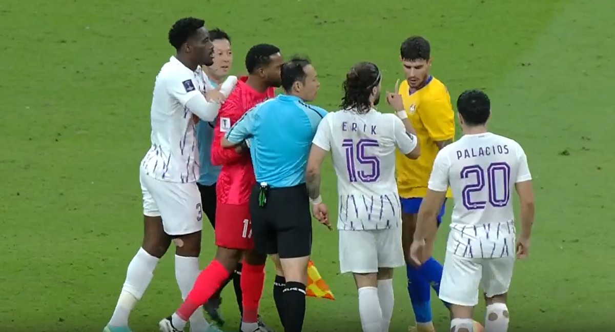 Florinel Coman, în centrul unui scandal în Al Gharafa – Al Ain! „Mbappe” s-a certat cu un adversar pe teren