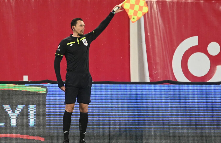 El este arbitrul-culturist din Liga 1! Cum arată la 47 de ani