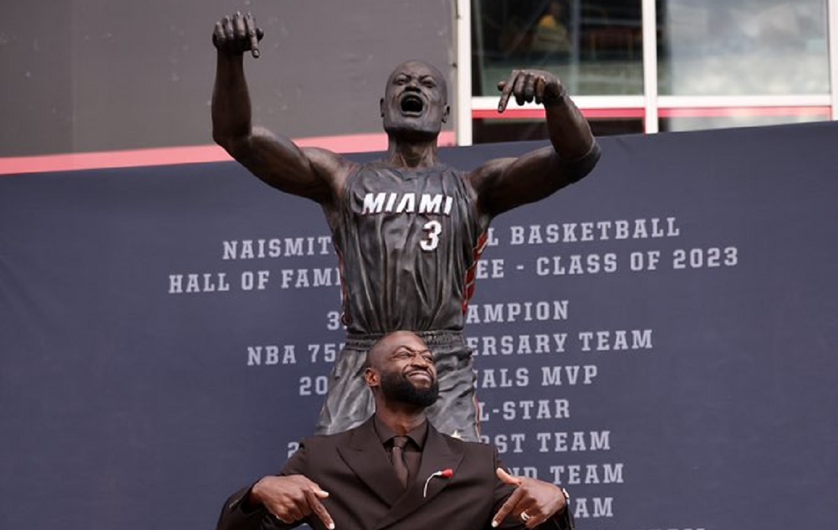 Miami Heat, statuie în onoarea legendarului Dwayne Wade: „N-aş fi putut scrie scenariul ăsta mai bine