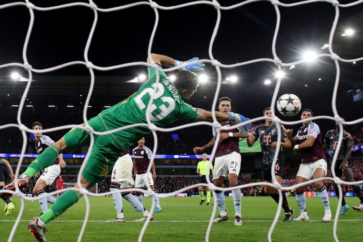 Emiliano Martinez, intervenţie uriaşă la ultima fază, în Aston Villa – Bayern 1-0. Primul eşec în grupe după 41 de meciuri