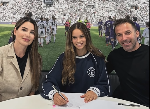 Dorotea, fiica lui Alessandro Del Piero, a semnat cu Juventus. Moment emoţionant pentru legenda torinezilor