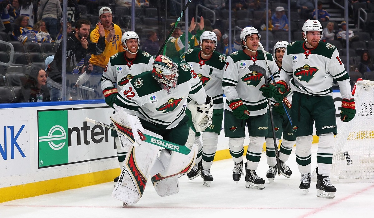 Portarul Filip Gustavsson a marcat primul său gol în NHL! Suedezul de la Minnesota Wild se alătură unui grup select