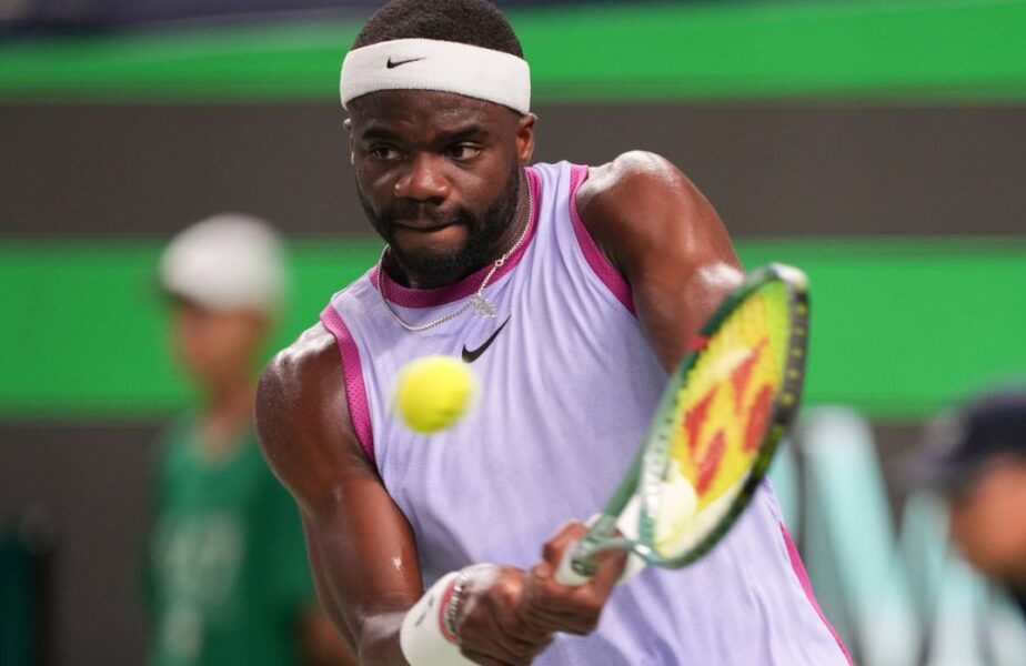 Frances Tiafoe şi-a cerut scuze după ce a înjurat un arbitru de scaun! Mesajul tenismenului american