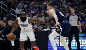 Los Angeles Clippers – Denver Nuggets, ACUM, în AntenaPLAY! Duel de foc între James Harden şi Nikola Jokic