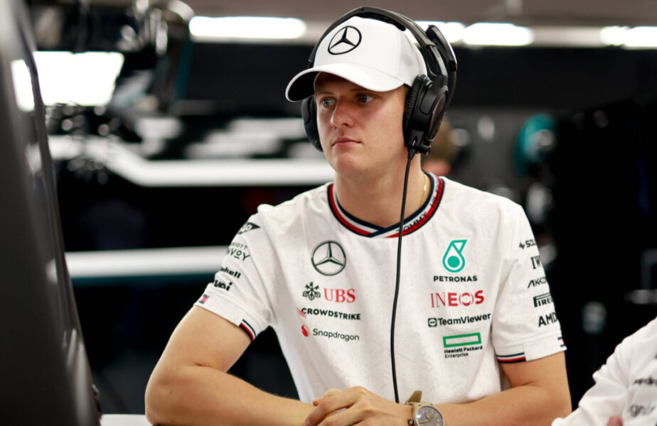 Fiul lui Michael Schumacher s-a întors la volanul unui monopost de Formula 1! Mick a fost prezent la testele Pirelli