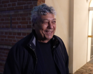 Mircea Lucescu a făcut gluma serii când a ajuns la Kaunas. Lituania – România e marţi, de la 21:45, pe Antena 1 şi în AntenaPLAY