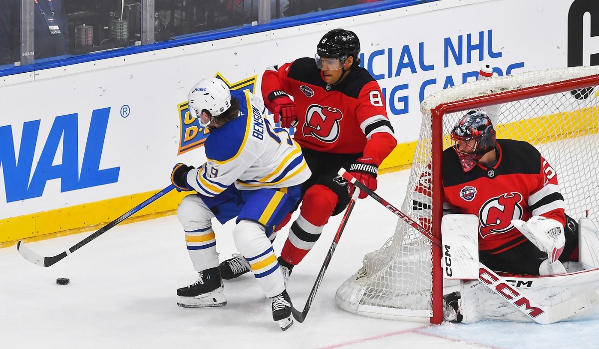 New Jersey Devils, victorie categorică cu Buffalo Sabres! Noul sezon din NHL a debutat la Praga