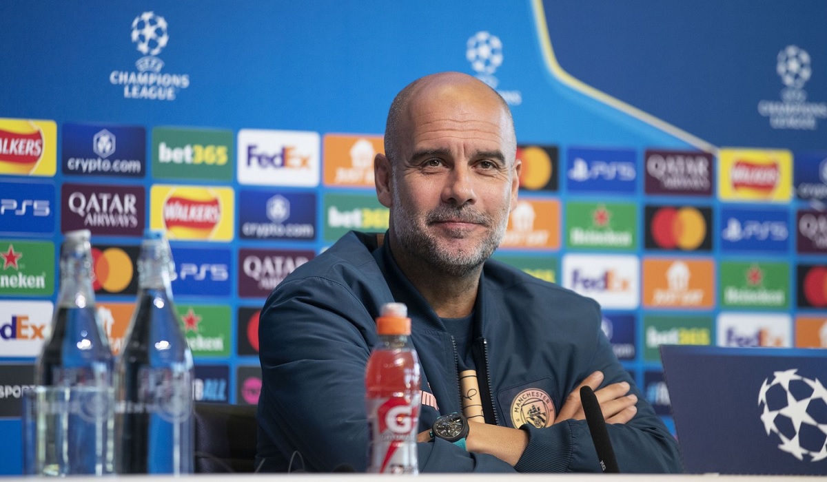 „Să îmi aducă factura! Pep Guardiola şi-a scos pălăria în faţa fanilor lui Manchester City! Ce surpriză i-au pregătit aceştia