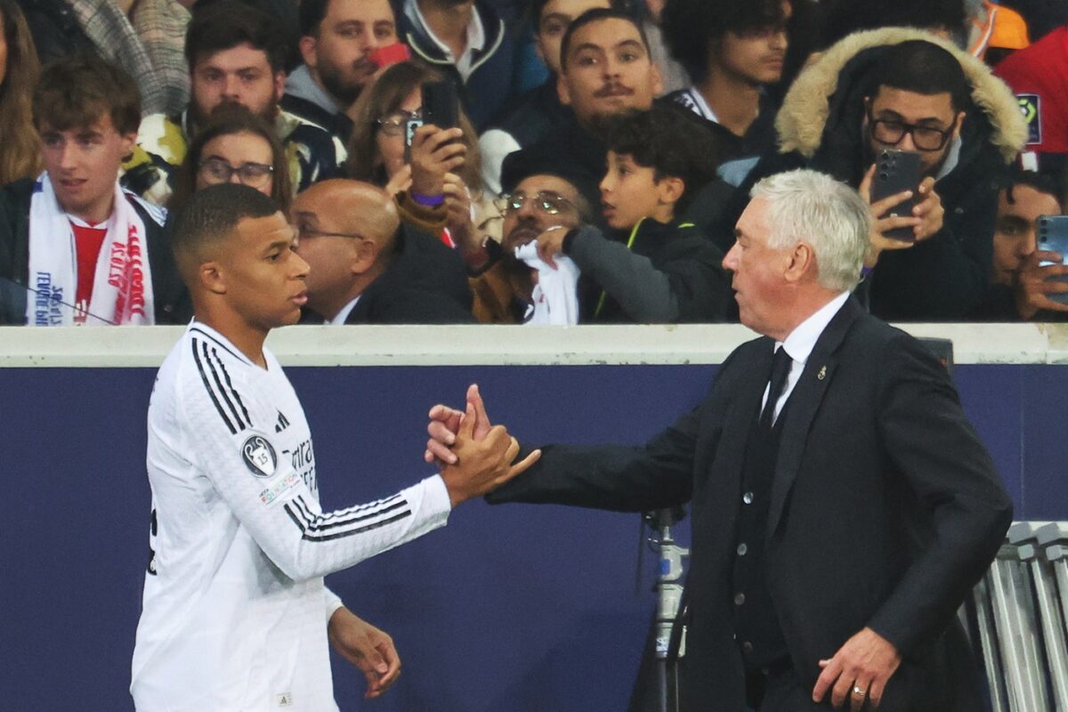 Carlo Ancelotti a dezvăluit ce nu îi va cere niciodată lui Mbappe: „Prefer să facă asta! Aşa a fost de mulţi ani la Real Madrid!