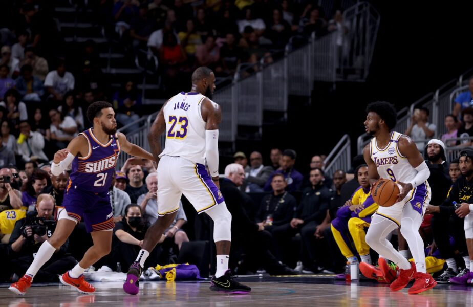 Moment istoric în NBA! LeBron James şi fiul său au jucat împreună pentru Los Angeles Lakers