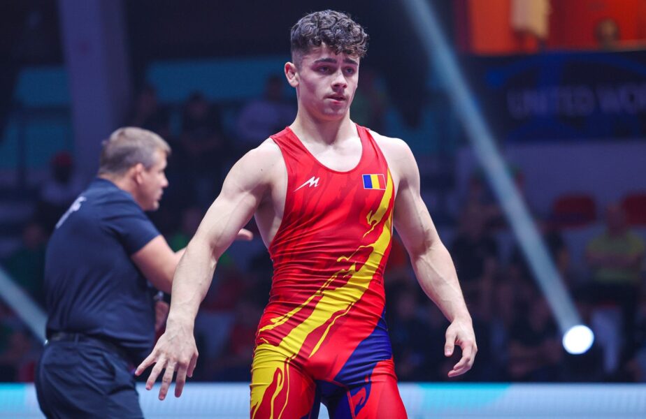 Mihai Denis a câştigat medalia de bronz la Campionatul Mondial de lupte de la Tirana. Performanţă fantastică pentru român