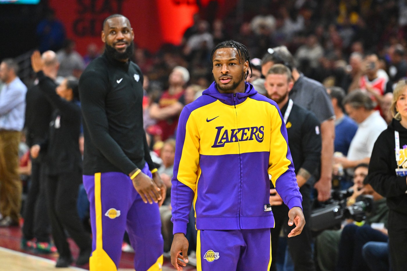 CLEVELAND, OHIO - OCTOBER 30: Bronny James #9 and LeBron James #23 of the Los Angeles Lakers warms up prior to the game against the Cleveland Cavaliers at Rocket Mortgage Fieldhouse on October 30, 2024 in Cleveland, Ohio.,Image: 928463691, License: Rights-managed, Restrictions: , Model Release: no