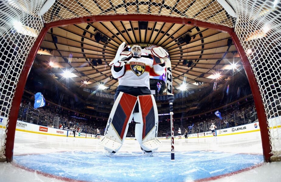 Sergei Bobrovsky a câştigat al 400-lea meci în NHL! Portarul lui Florida Panthers a scris istorie în Madison Square Garden