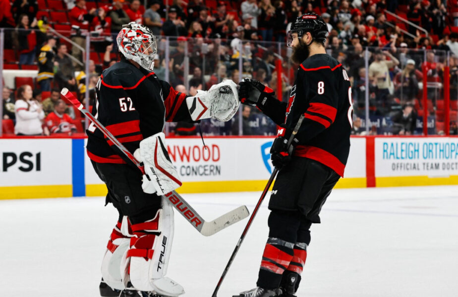 Carolina Hurricanes obţine a şasea victorie consecutivă în NHL. S-au impus cu 4-2 în faţa formaţiei Washington Capitals