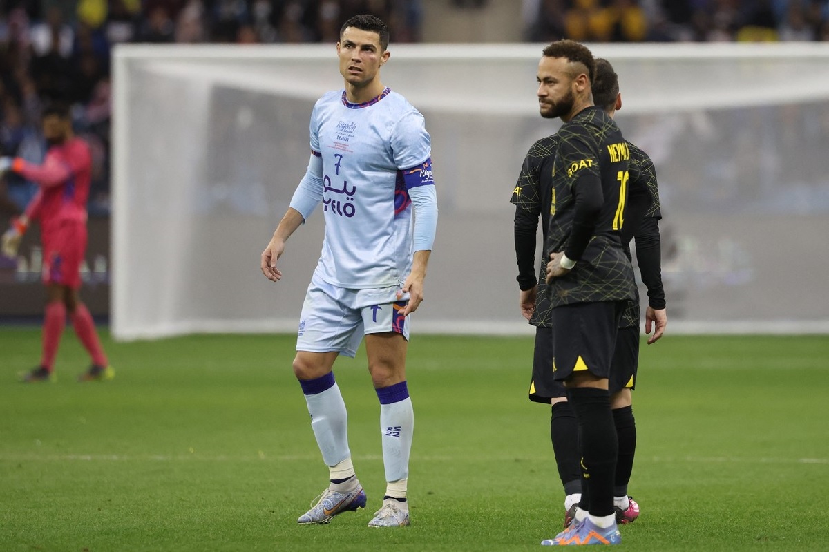 Al Hilal vrea să îl transfere pe Cristiano Ronaldo de la Al Nassr în locul lui Neymar! Lovitura uriaşă încercată de saudiţi