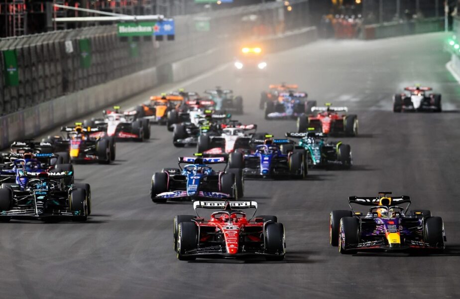 Formula 1 revine la Antena 1! Cursa din Las Vegas, difuzată duminică, de la 08.00, la Antena 1 poate stabili campionul mondial din 2024!