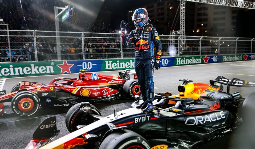 Dialogul uriaş dintre Max Verstappen şi echipa Red Bull, după ce olandezul a câştigat titlul mondial în Formula 1: „Dumnezeule, ce sezon!”