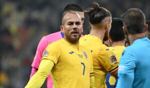 Denis Alibec s-a certat cu selecţionerul Mircea Lucescu în timpul meciului România – Kosovo! „Il Luce” a vrut să îl schimbe pe atacant