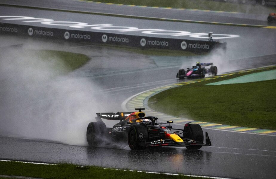 Max Verstappen a câştigat Marele Premiu al Braziliei! Cursă nebună cu steag roşu, Safety Car şi monoposturi distruse. Clasamentul