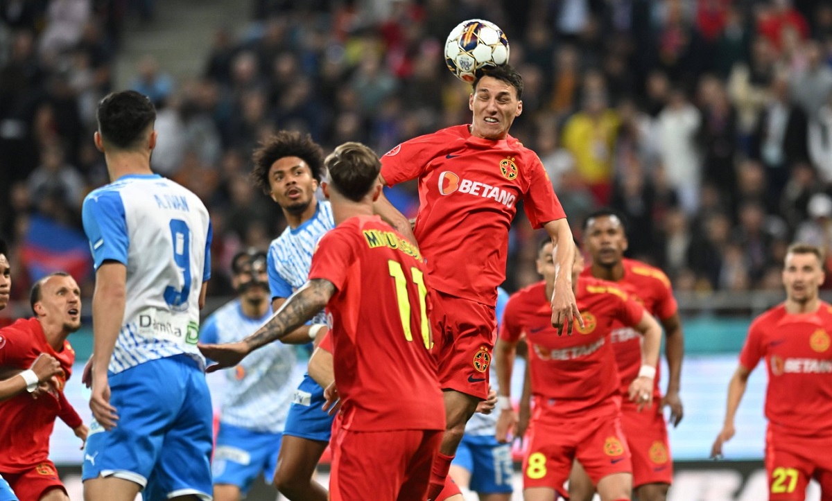 Cine va arbitra derby-ul Universitatea Craiova – FCSB! Arbitrul a fost distrus de campioni în trecut: „Inventează!”