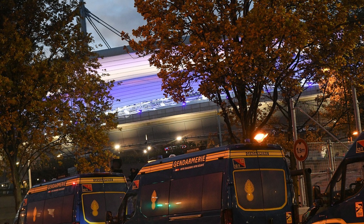 Imagini incredibile cu naţionala Israelului, înaintea meciului cu Franţa! Cum au fost duşi jucătorii la stadion