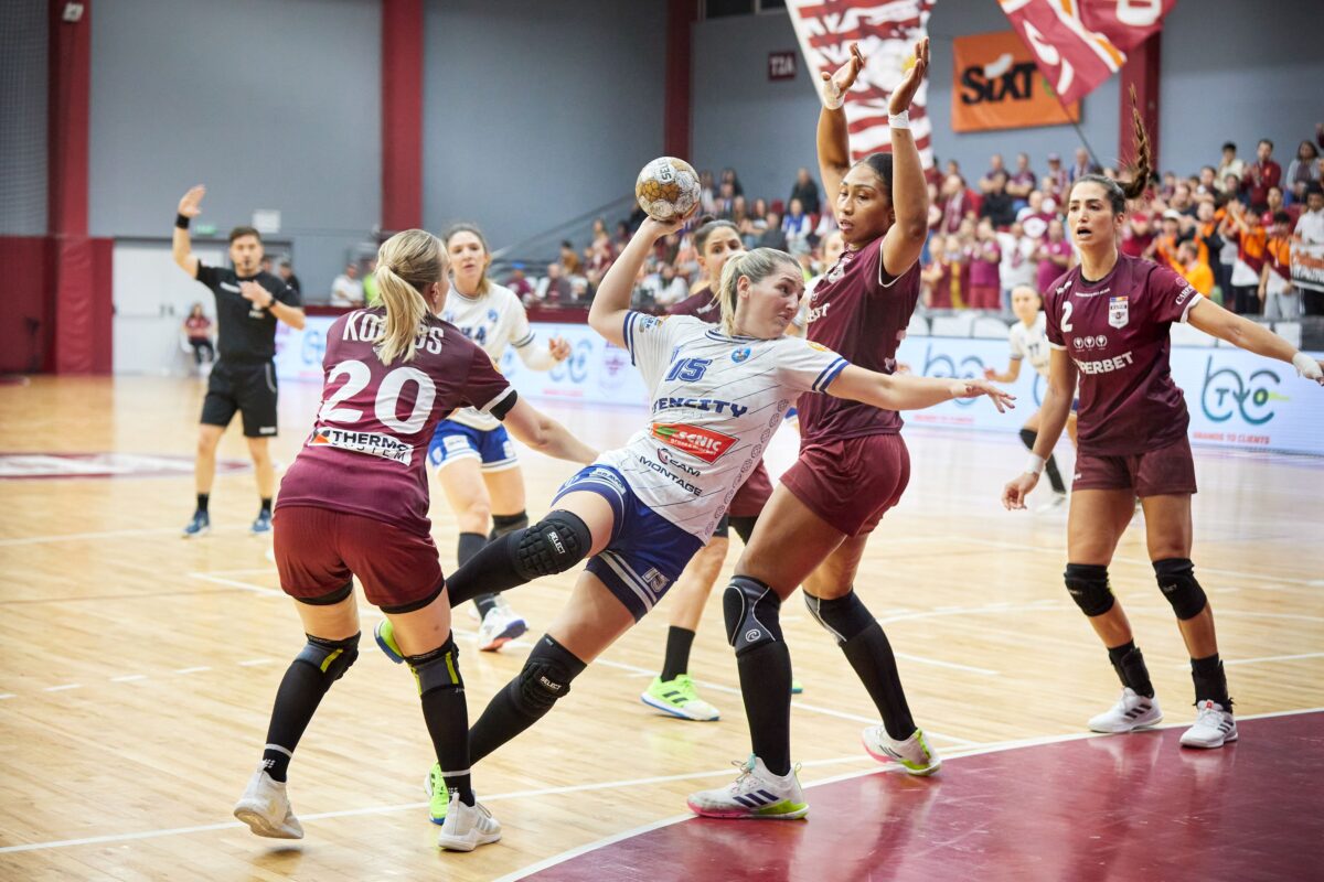 CS Rapid Bucureşti, victorie clară cu SCM Râmnicu Vâlcea în Liga Naţională de handbal feminin