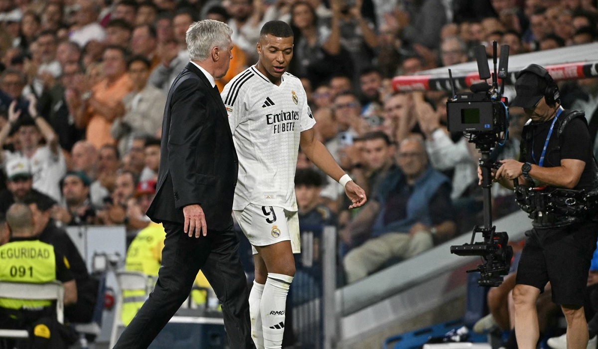 Carlo Ancelotti l-a apărat pe Kylian Mbappe după ce francezul nu a fost convocat la naţională! Care e starea atacantului lui Real