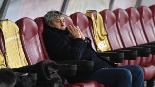 Mircea Lucescu se va opera! Detalii despre starea selecţionerului: „E cu calmantele în buzunar”