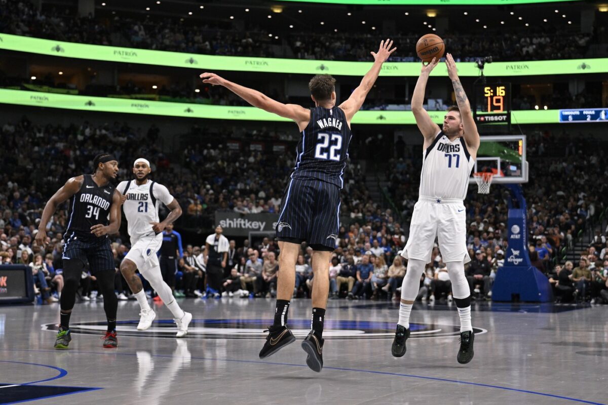 Luka Doncic a demolat-o pe Orlando Magic. Cifrele uriaşe ale starului lui Dallas Mavericks