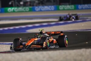Cursa de sprint a Marelui Premiu din Qatar, ACUM pe Antena Stars şi în AntenaPLAY. Lando Norris, start perfect la Lusail