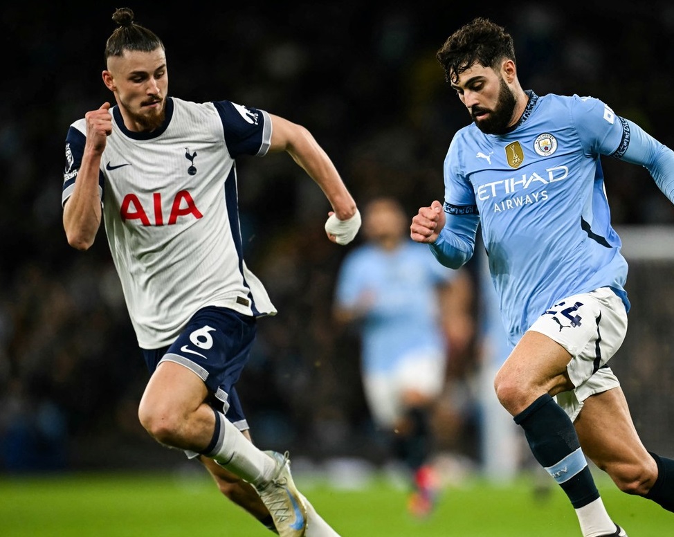 Nota primită de Radu Drăguşin, după şocul din Manchester City – Tottenham 0-4. Halaand, invizibil lângă român