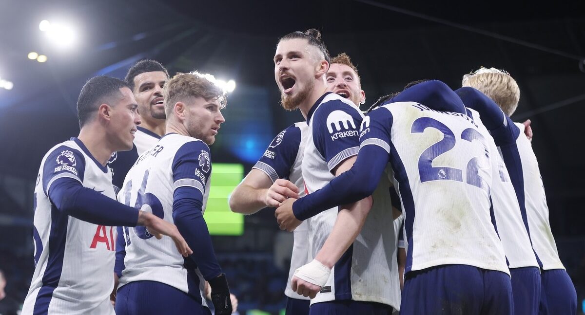 Radu Drăguşin a făcut show şi la declaraţii, după Manchester City – Tottenham 0-4: „Cel mai bun meci din carieră, la echipe de club