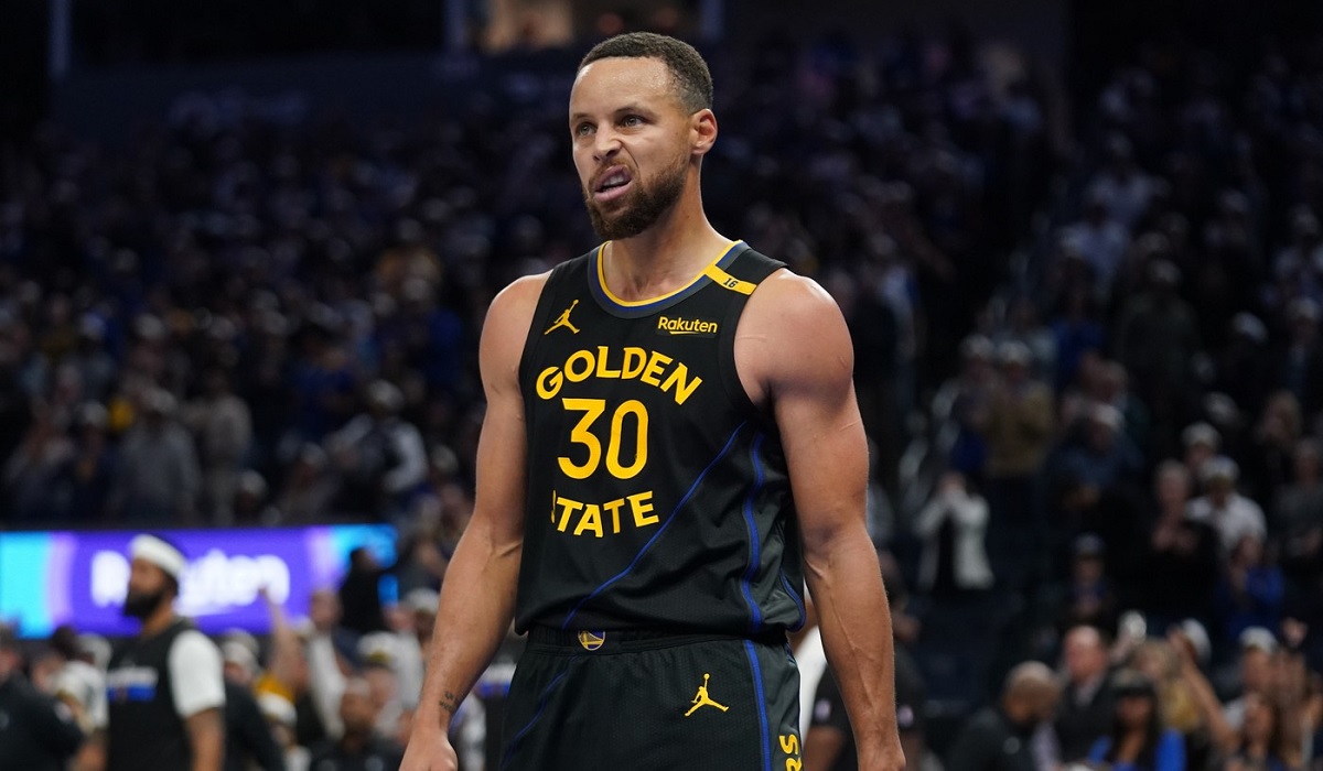 „Noapte bună! Stephen Curry i-a trimis la culcare pe cei de la Dallas Mavericks! Meci cu 37 de puncte pentru starul lui Golden State