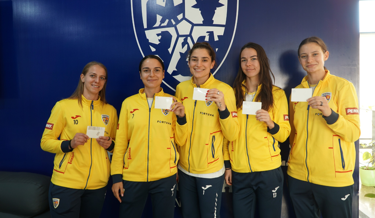 Echipa Națională de fotbal feminin, imagini tari de la secția de votare! „Tricolorele” se află în cantonament la Mogoșoaia