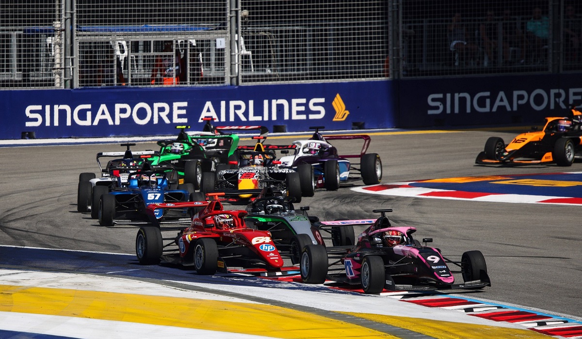 Maya Weug a câștigat cursa 2 de Formula 1 Academy de la Abu Dhabi! Campioana Abbi Pulling a câștigat cursa 1