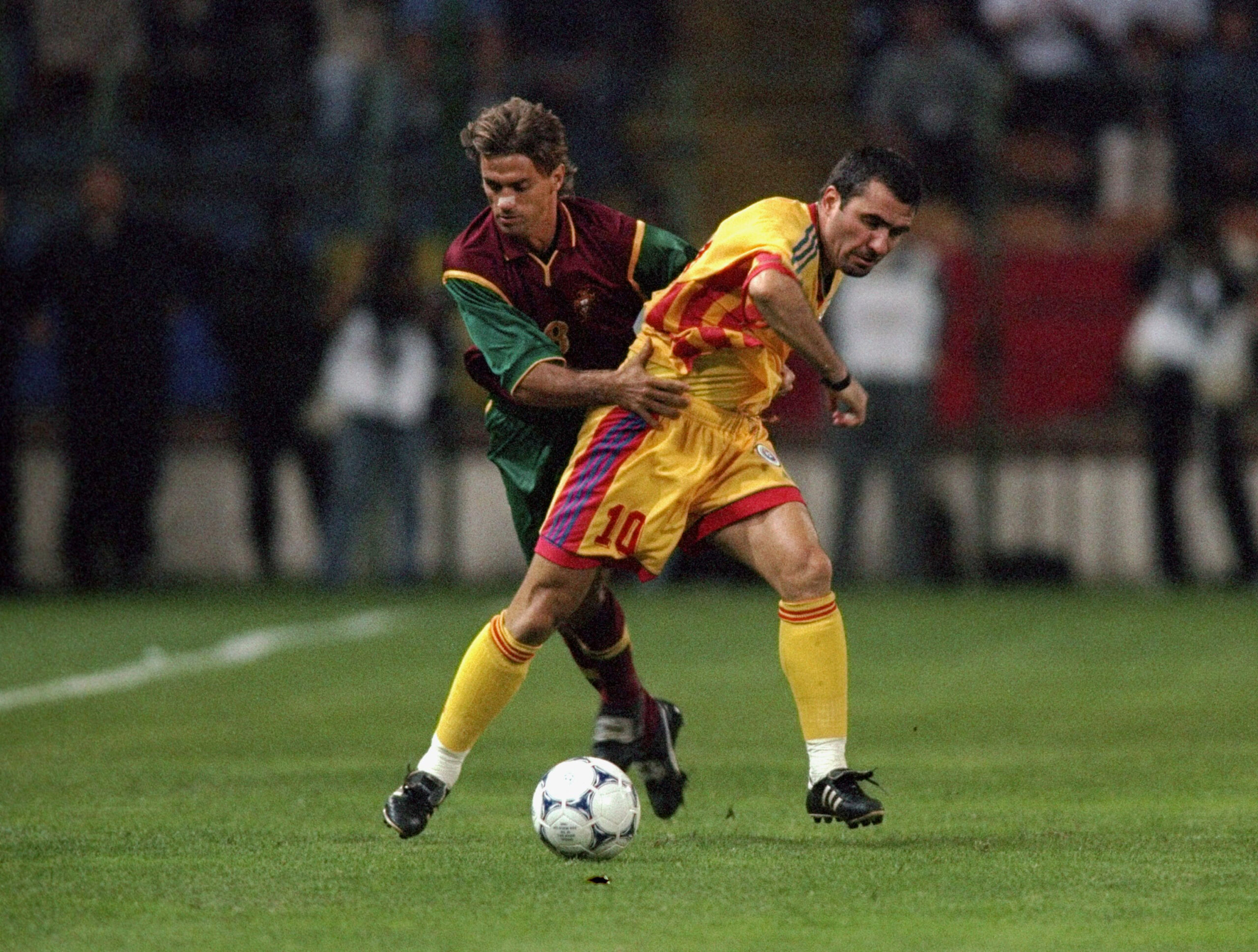 Gheorghe Hagi, printre cei mai subestimați jucători de fotbal din istorie! Cum arată top 10