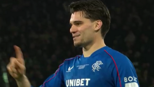 Gestul uluitor făcut de Ianis Hagi, după ce l-a învins din penalty pe Schmeichel în Celtic – Rangers. „Prinţul” a pierdut Cupa Scoţiei