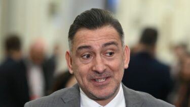 Ilie Dumitrescu a exclus o echipă din lupta la titlu: „Nu are cum să câştige!”