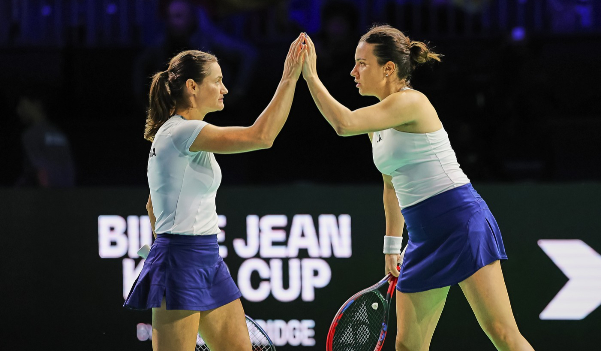 Monica Niculescu şi Gabriela Ruse, campioane la Angers! Româncele le-au învins în finala la dublu pe Belinda Bencic şi Celine Naef