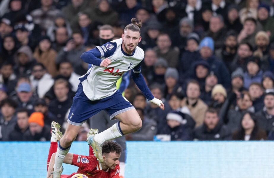 „Absolut îngrozitor! Frică!” O legendă cu 7 titluri în Anglia l-a făcut praf pe Radu Drăgușin! Mesaj dur după Tottenham – Liverpool 3-6