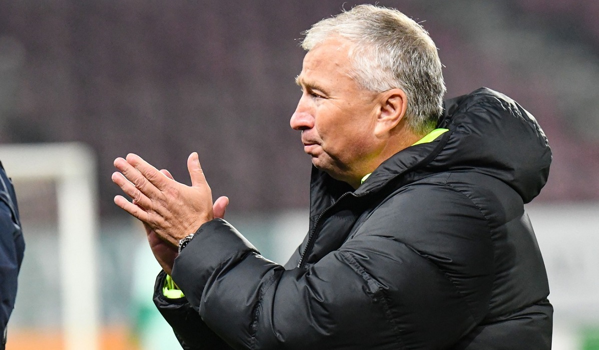 Reacţia neaşteptată a lui Dan Petrescu, după ce CFR Cluj a urcat pe primul loc în Liga 1: „Iar o să fac polemici! A comis şi o gafă uriaşă