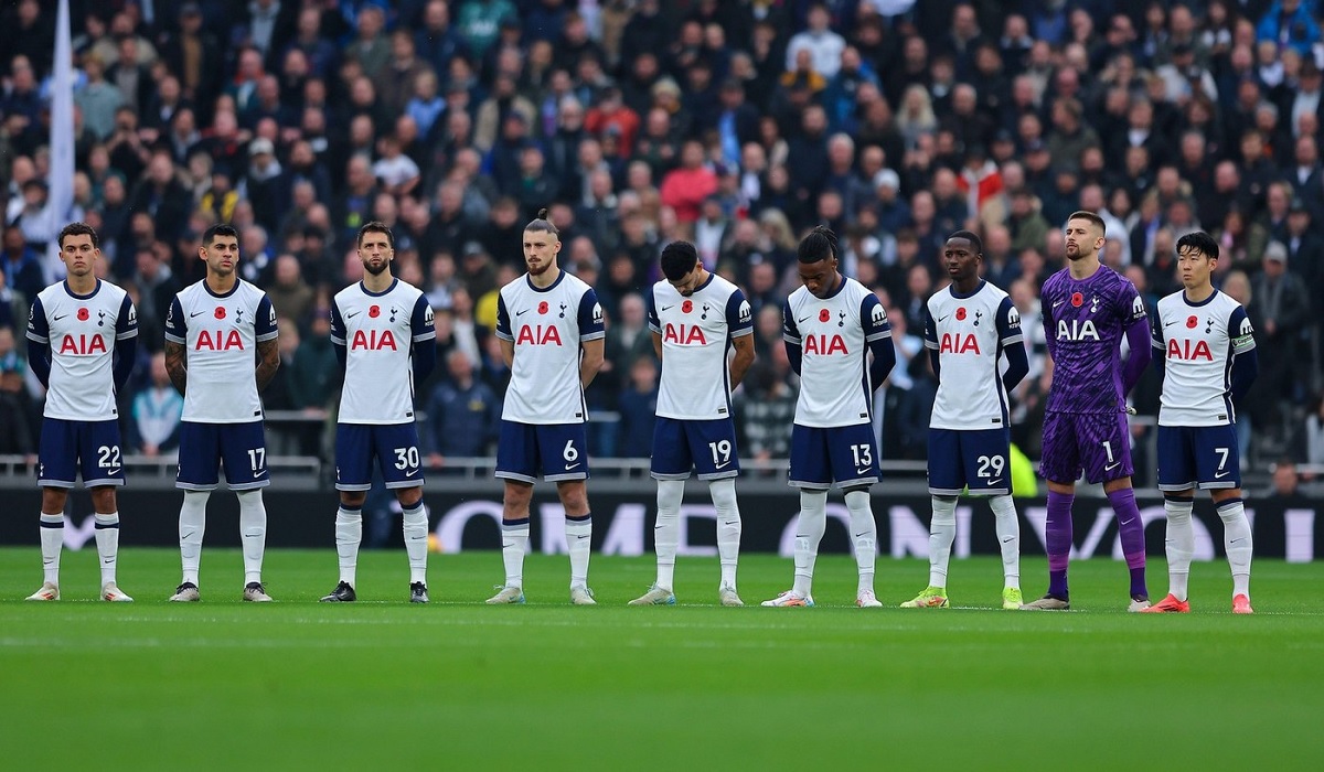 Rivalul lui Radu Drăguşin de la Tottenham a răbufnit după ultimele rezultate: „Întotdeauna aceiaşi oameni sunt responsabili”