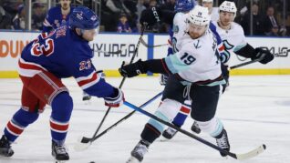 Seattle Kraken – New York Rangers 7-5. Meci de poveste şi victorie istorică pentru Seattle Kraken în NHL!
