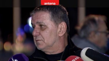 Marius Lăcătuş, cu ochii în lacrimi, şi-a luat rămas bun de la Helmut Duckadam, la Arena Naţională