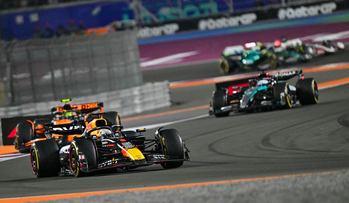 Max Verstappen a câştigat Marele Premiu din Qatar, în direct pe Antena Stars şi în AntenaPLAY! Campionul mondial, victorie într-o cursă nebună