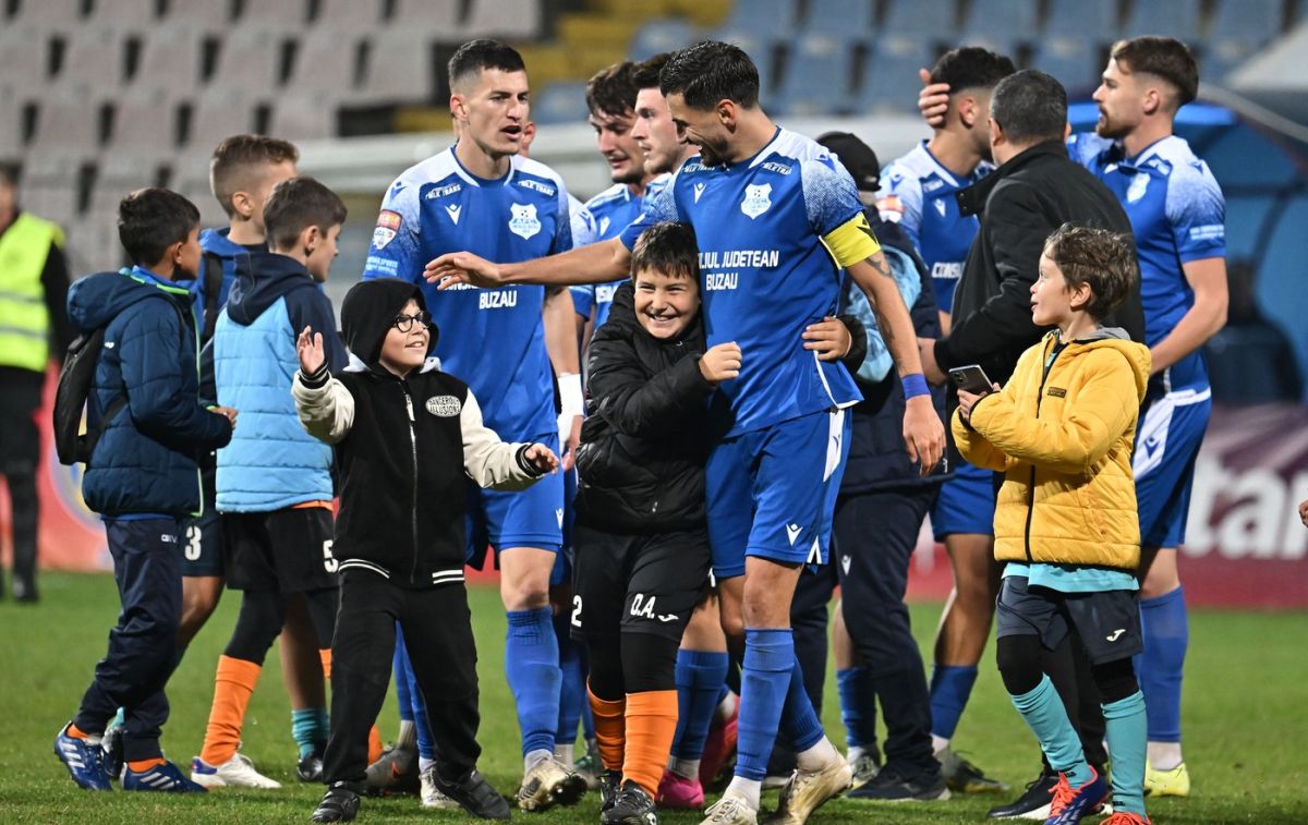 Dinamo – Petrolul 0-0. Farul, în sferturi după 5-1 cu UTA. Metalul Buzău câştigă grupa B după 3-0 cu Agricola Borcea!