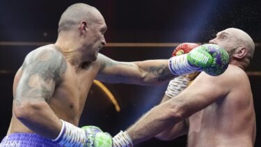 Oleksandr Usyk l-a bătut din nou pe Tyson Fury şi şi-a păstrat centurile mondiale la categoria grea
