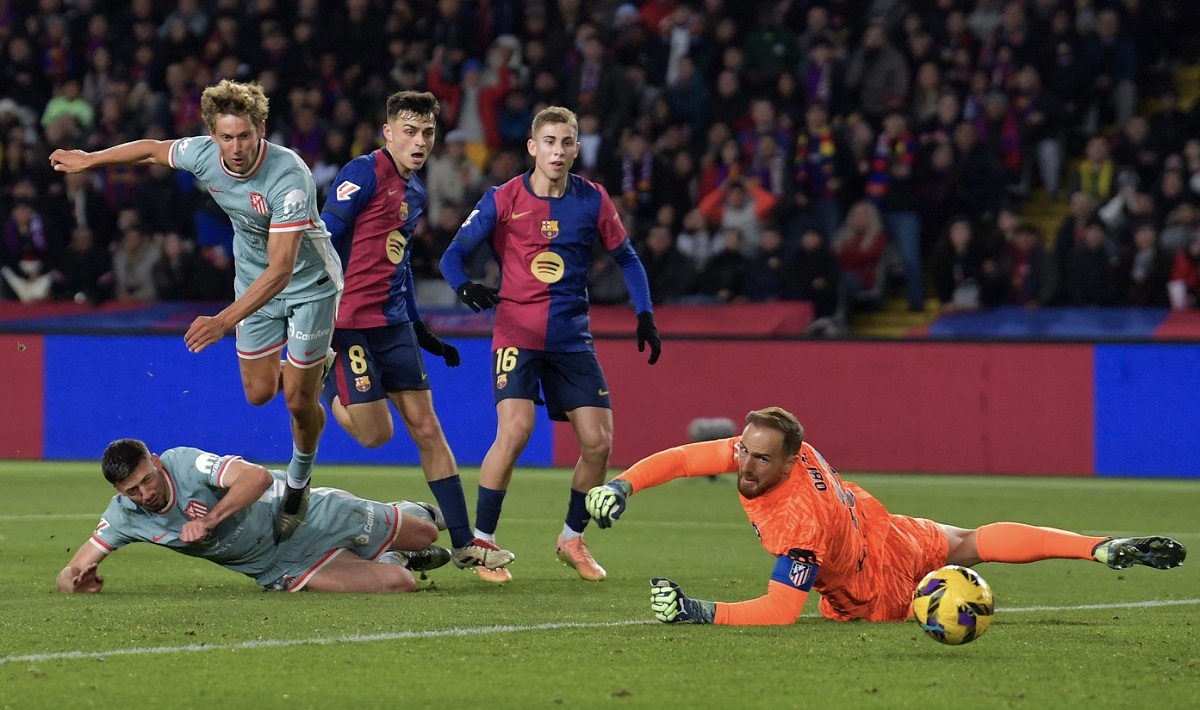 Pedri, gol superb pentru Barcelona în derby-ul pentru primul loc cu Atletico Madrid! Fază spectaculoasă creată cu Gavi